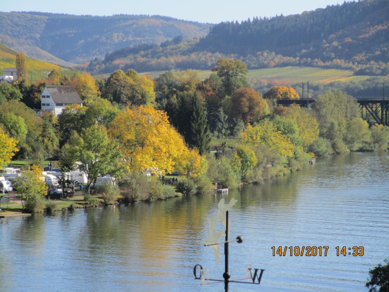 Residenz Moselstausee Санкт Алдегунд Екстериор снимка
